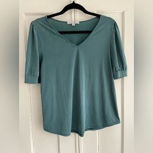 Green Envelope LA Soft Knit V-Neck Women's Top T-Shirt Large